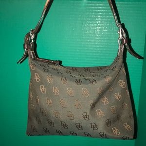 Authentic Signature Dooney & Bourke Handbag/Small